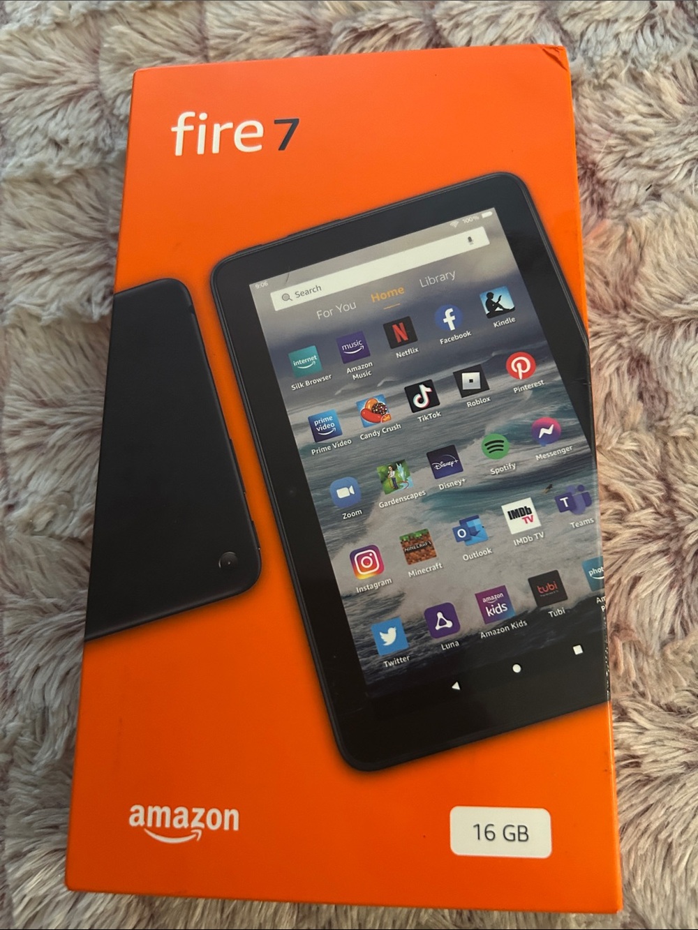 Amazon Fire 7 Tablet in Black 16 GB. New
